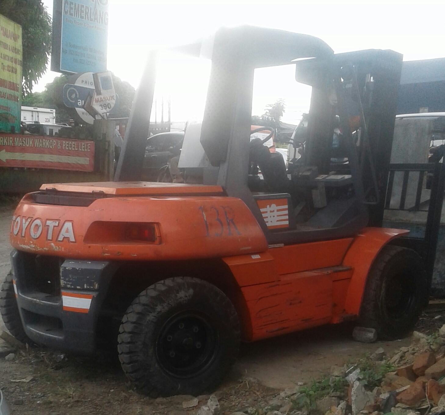 Bandung Forklift 0812 815 8149 Kopo Pasteur Babakan Ciparay Bandung 0812 815 8149