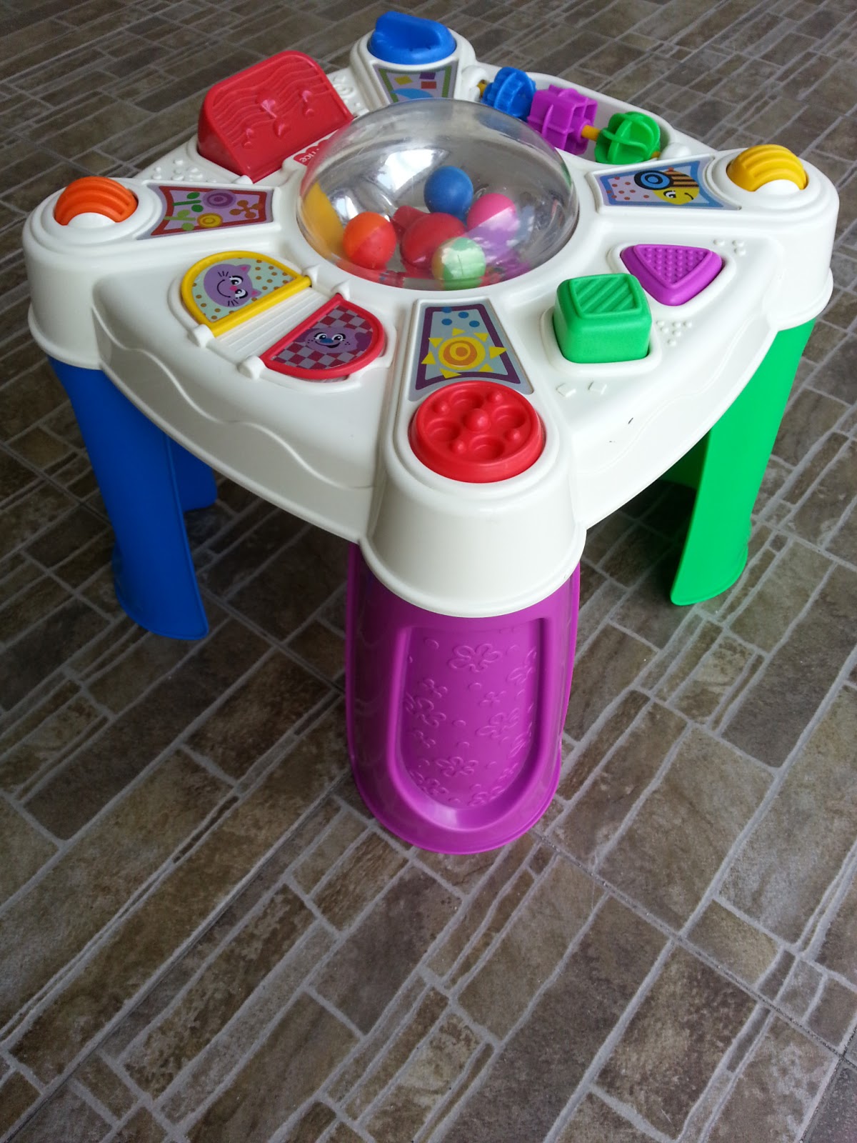 JoyS of Toy & Baby Stuff Preloved Fisher Price Activity Table
