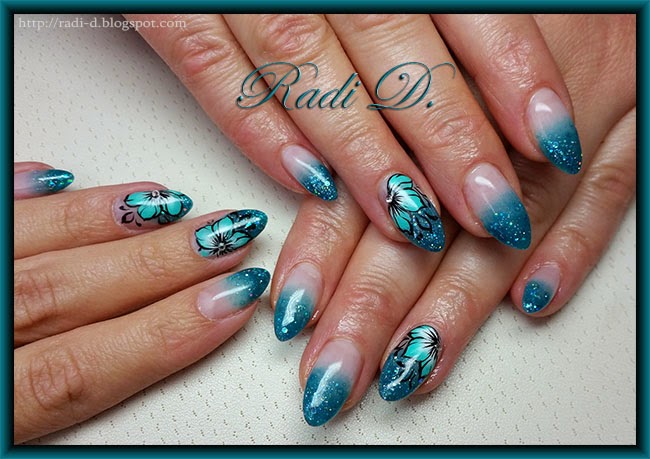 It`s all about nails: Green glitter gel polish with flowers