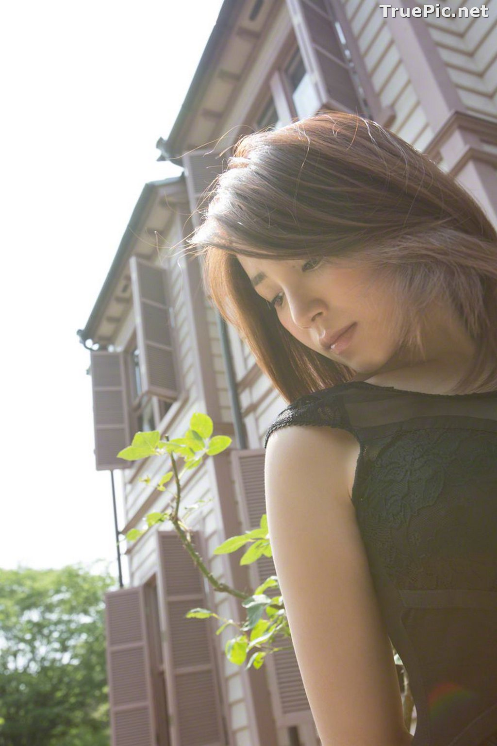 Image [Wanibooks Jacket] No.129 - Japanese Singer and Actress - You Kikkawa - TruePic.net - Picture-12