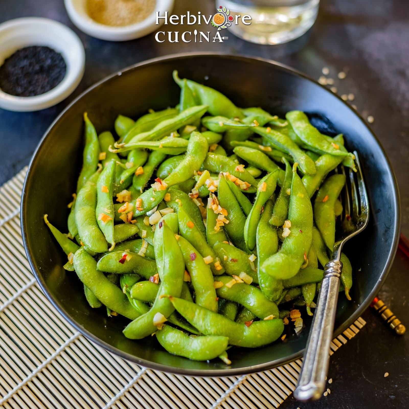 Herbivore Cucina Instant Pot Garlic Edamame