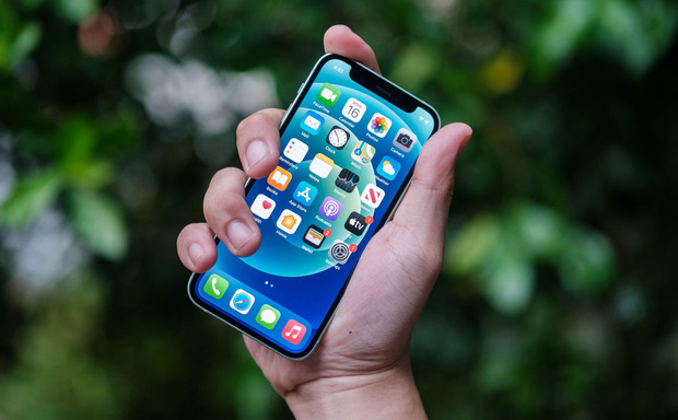 Những mẫu iPhone không nên mua trong năm 2021 dù giá có “mời gọi“ thế nào đi chăng nữa 5 Nhung mau iPhone khong nen mua trong nam 2021 du gia co 6 1627010313 753 width620height384