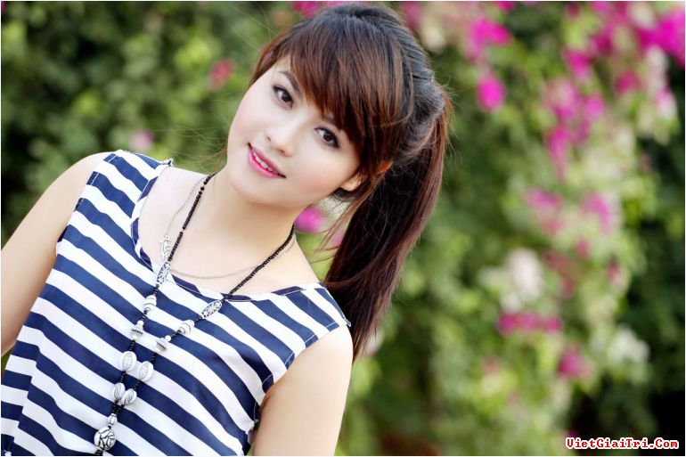 Những hot girl Việt có gương xinh xắn và dễ thương