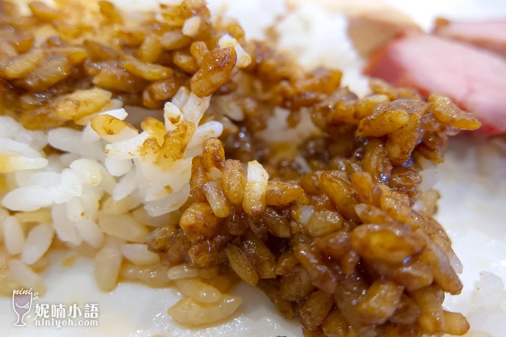 【台北車站美食】了凡香港油雞飯‧麵。打破米其林紀錄的星級小吃