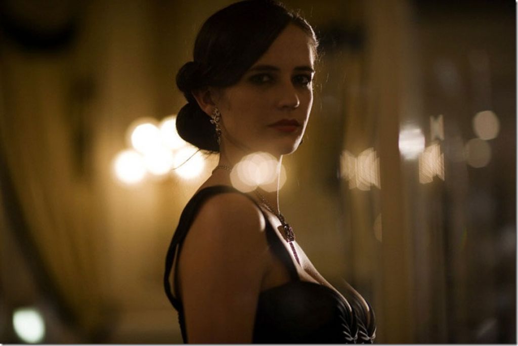 Eva Green – Casino Royale 2006 Promoshoot