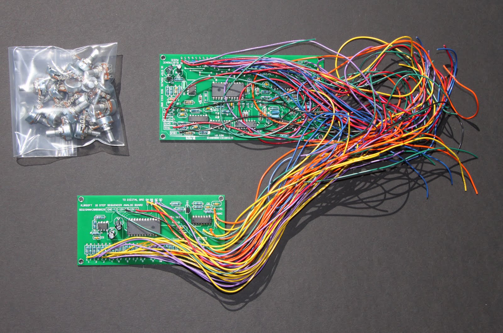 MATRIXSYNTH: MFOS 16 Step Sequencer Kit - PCB Assembled