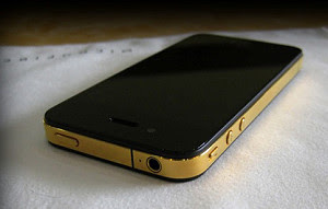 iPhone 4 с бриллиантами
