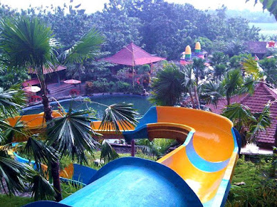 Fasilitas Niagara Waterboom Ambulu Jember