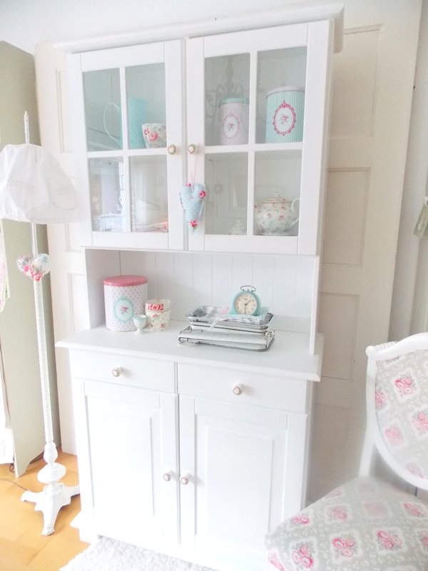 Lille Ting: ein Küchenschrank mit Potential..