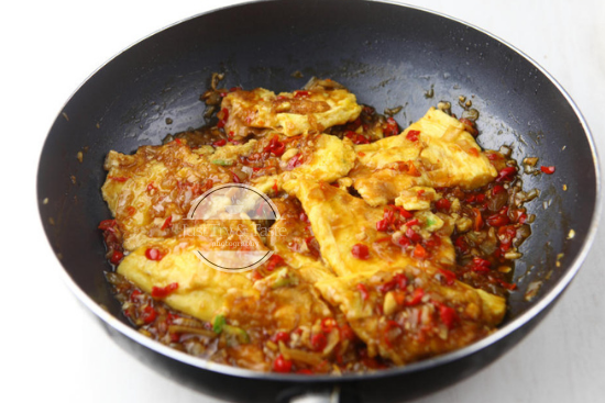 Resep Tumis Telur Dadar Pedas JTT