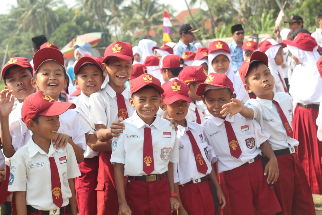 Penyimpangan Dan Pengendalian Sosial Marsyaholmes