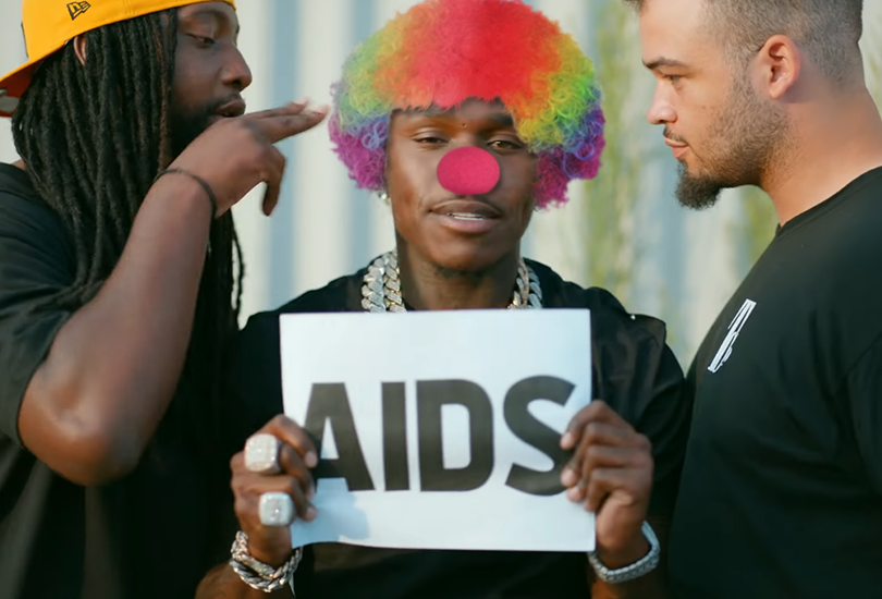 Da Baby comes out on stage in a full clown beat and makes ignorant comments on HIV | Random J Pop Da Baby comes out on stage in a full clown beat and makes ignorant comments on HIV | Random J Pop