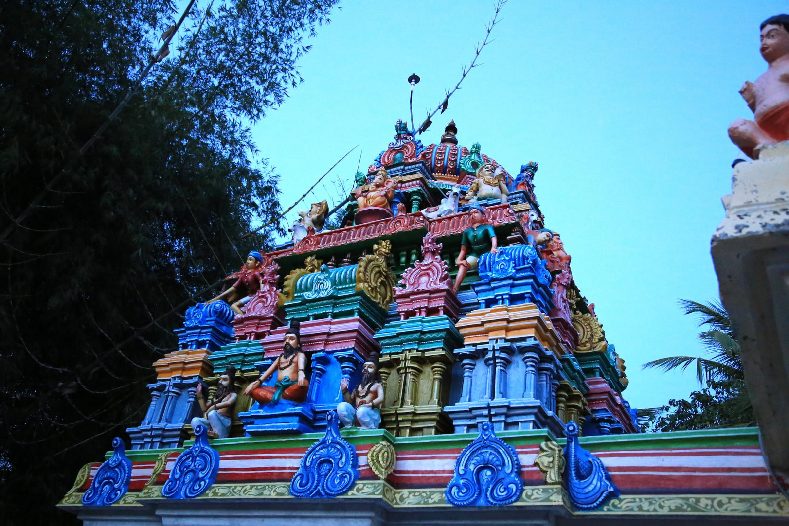 Tamilnadu Tourism Naalayiram Pillayar Temple, Thirunangur, Nagapattinam