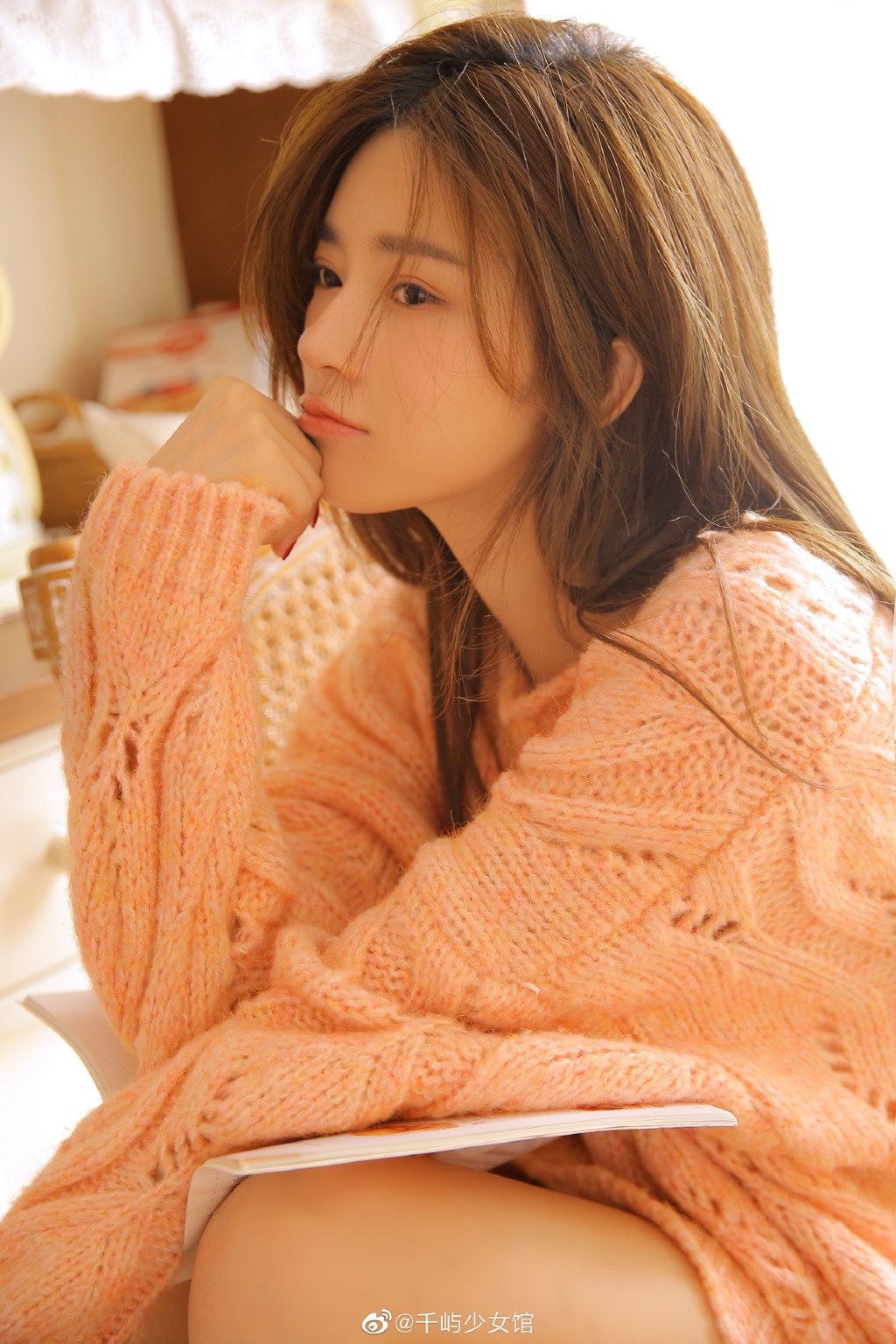 Image-Chinese-Cute-Girl-Little-girl-studying-hard-TruePic.ne