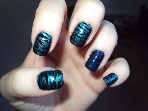 Black Striped Blue Background Nail Art