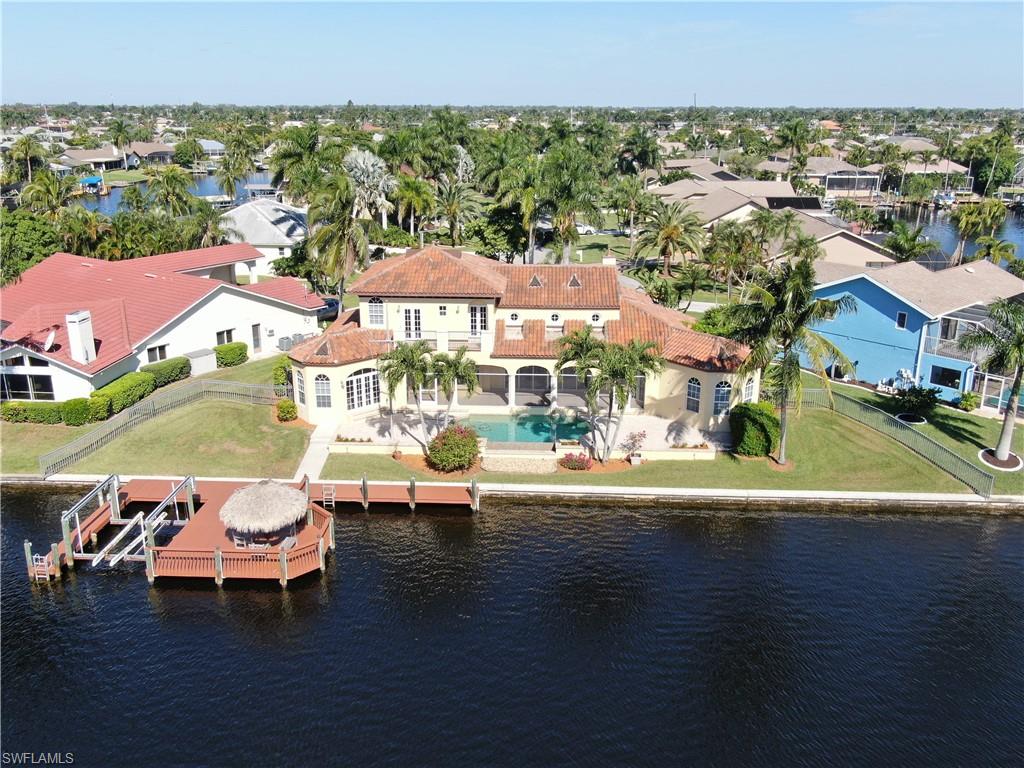 Royal Shell Real Estate Monique Combs