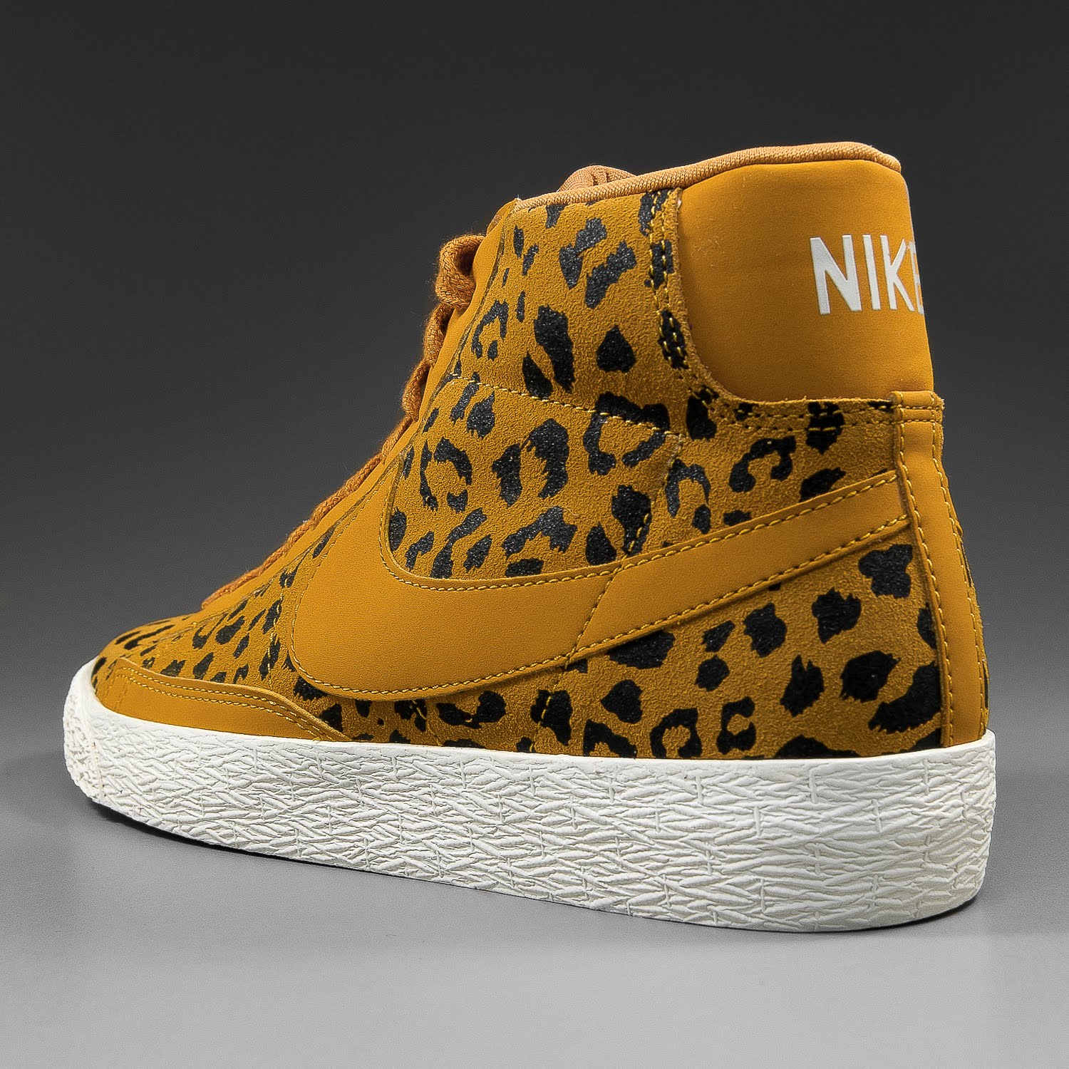 SOLEKITCHEN: Nike - Blazer Mid Leopard Print wmns