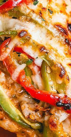 Fajita Chicken Casserole recipe – Packed with flavor and so quick to throw together! This chicken fajita casserole is delicious as it is nutritious. Loaded with juicy chicken, peppers and goo…
