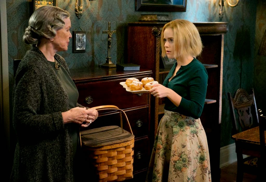 Flowers in the Attic 2014