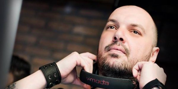 Νεκρός από κορονοϊό ο 39χρονος Έλληνας Dj Decibel