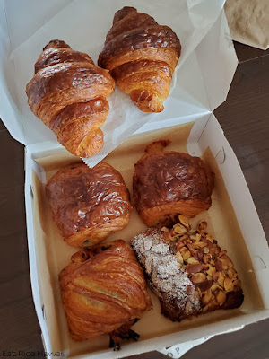 Croissant Lover's Box