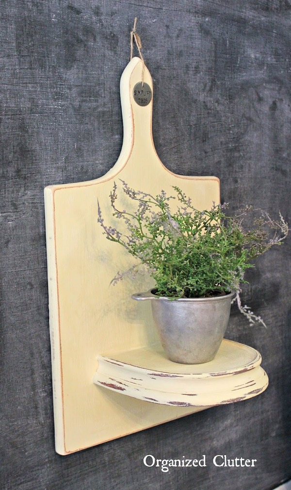12 Creative Upcycles For Old Cutting Boards Do it yourself ideas and