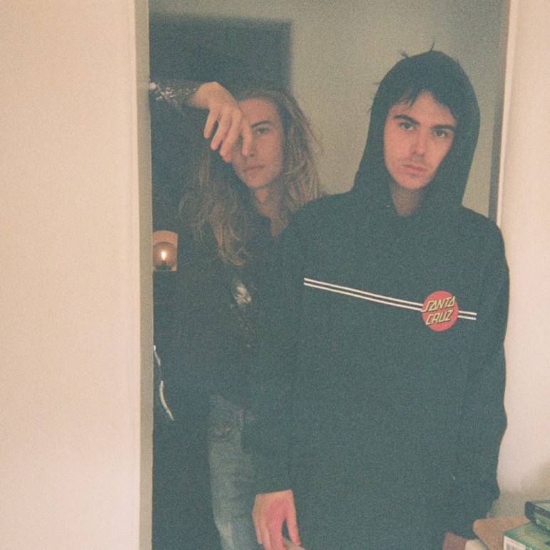 음색 좋고 스타일 힙한 X Lovers | 인스티즈