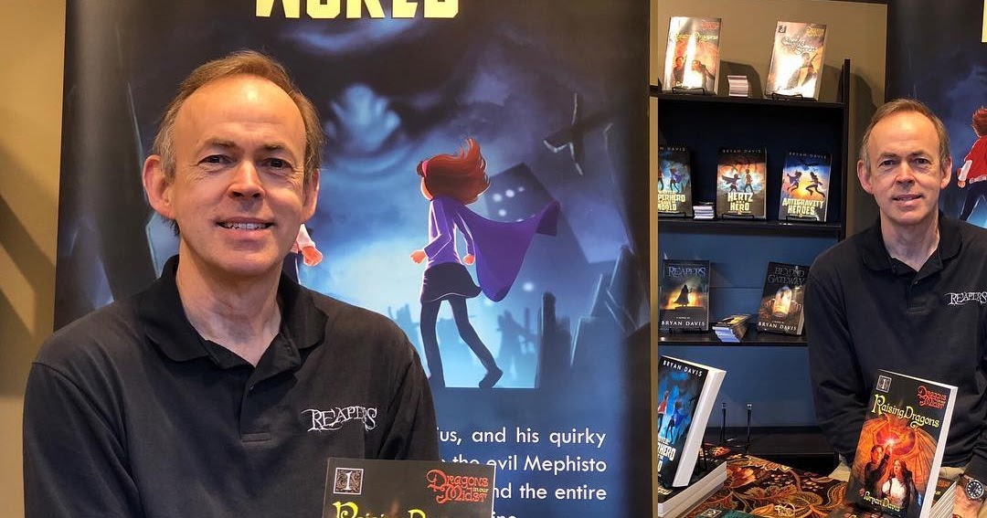 King of prussia mall at christmas. photocredit -vicann1213 Enter The Door Within: December 6 & 7: King of Prussia Mall Booksigning!