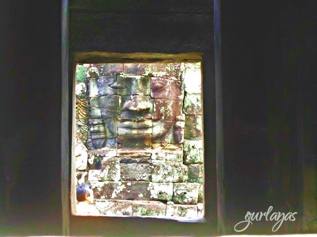 stone face by the window by gurlayas.blogspot.com