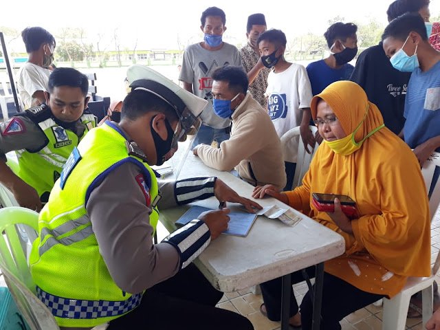 Operasi Yustisi hari ke 4, masih banyak pelanggar protokol Covid-19 Operasi Yustisi hari ke 4, masih banyak pelanggar protokol Covid-19