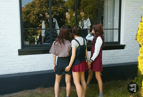 여자친구 예린에게 당한 여자아이돌들.gif | 인스티즈