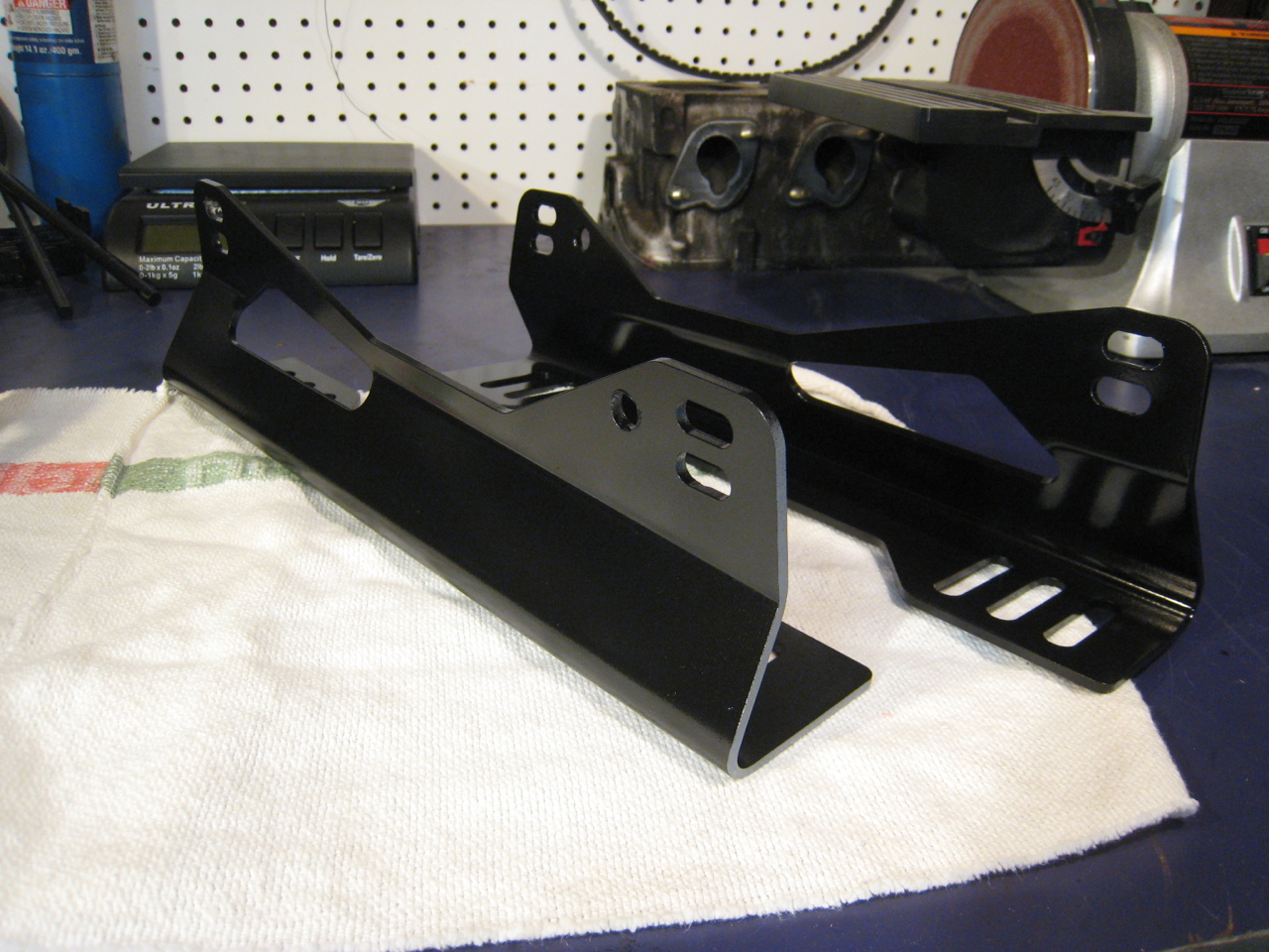 M3 PINK Racetech RT4009 Race Seats and Wedge Engineering Seat Brackets