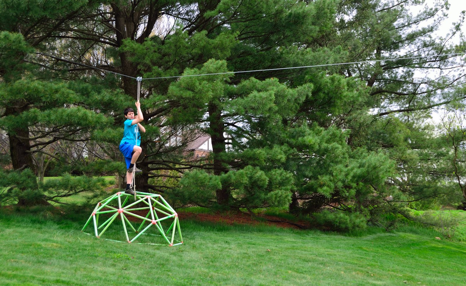 Roman Kharkovski personal blog: Backyard zip line project