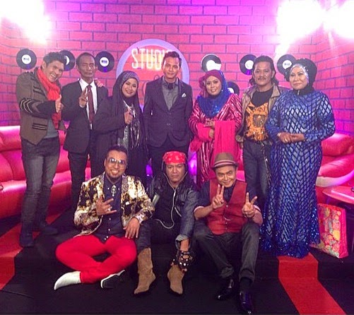 Konsert Kilauan Emas 5 minggu 3, senarai lagu peserta wanita dan lelaki Konsert Kilauan Emas kelima minggu ketiga, gambar Konsert Kilauan Emas 5 minggu 2, senarai peserta, biodata, profil peserta Kilauan Emas ke 5 , tagline Kilauan Emas: Otai Masih Berbisa! persembahan artis pembukaan Konsert KE5 minggu 3, Asmah tersingkir Kilauan Emas 5 konsert minggu ke 3