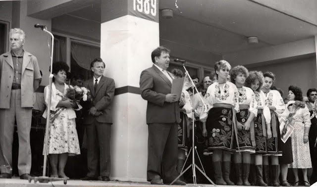 Виступ голови міськвиконкому І. К. Пономаренка на відкритті нових корпусів (1989)
