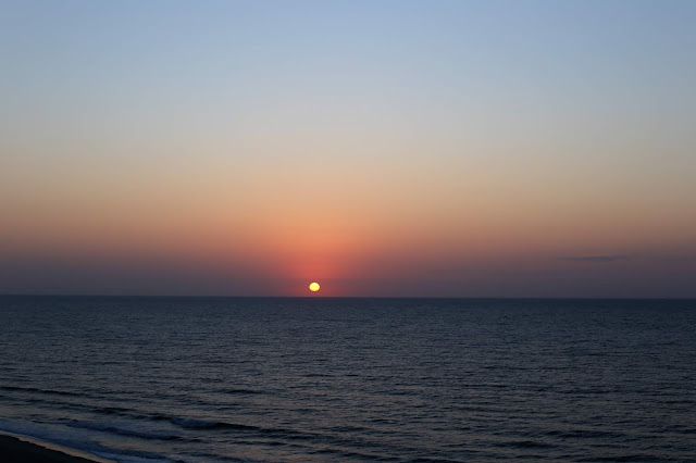 Sunrise at the beach