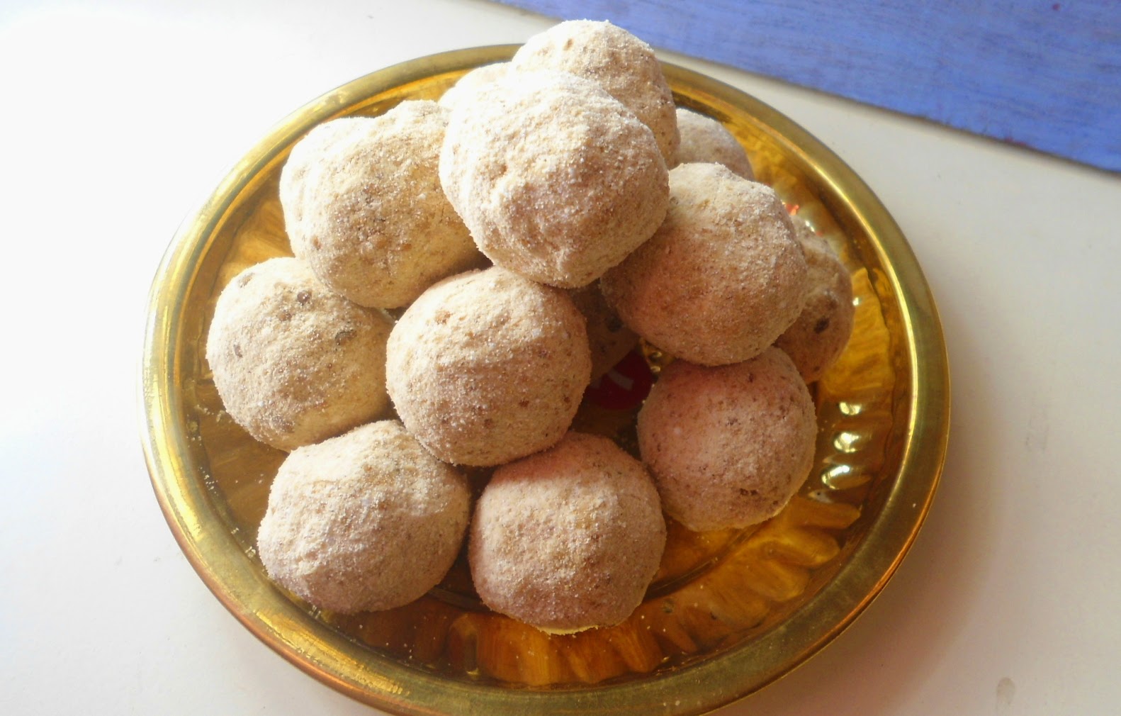 куса моти. пирог из рисовой муки. рисовая выпечка рецепты. рисовая выпечка рецепты. печенье с кокосовой стружкой.