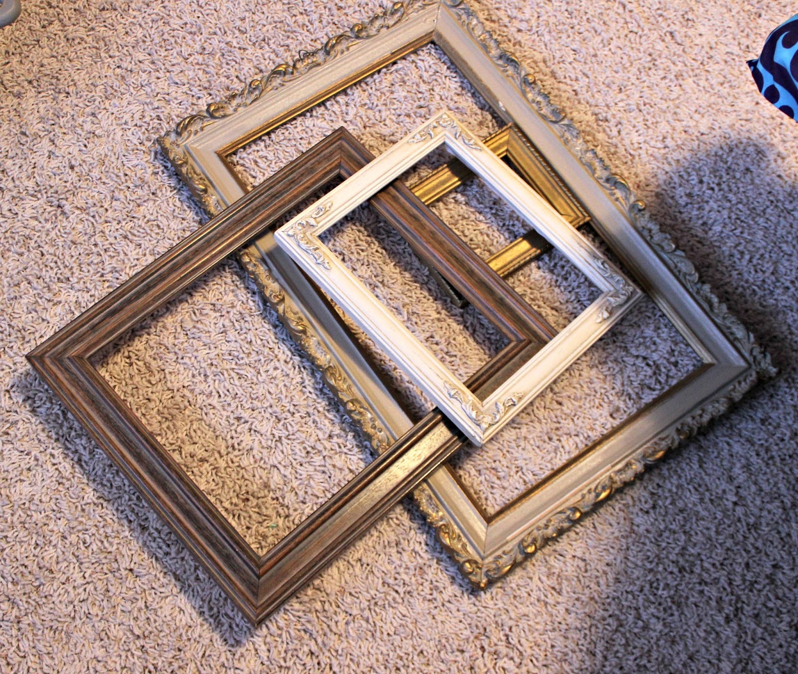 How to Make Chicken Wire Frames from Thrift Store Finds