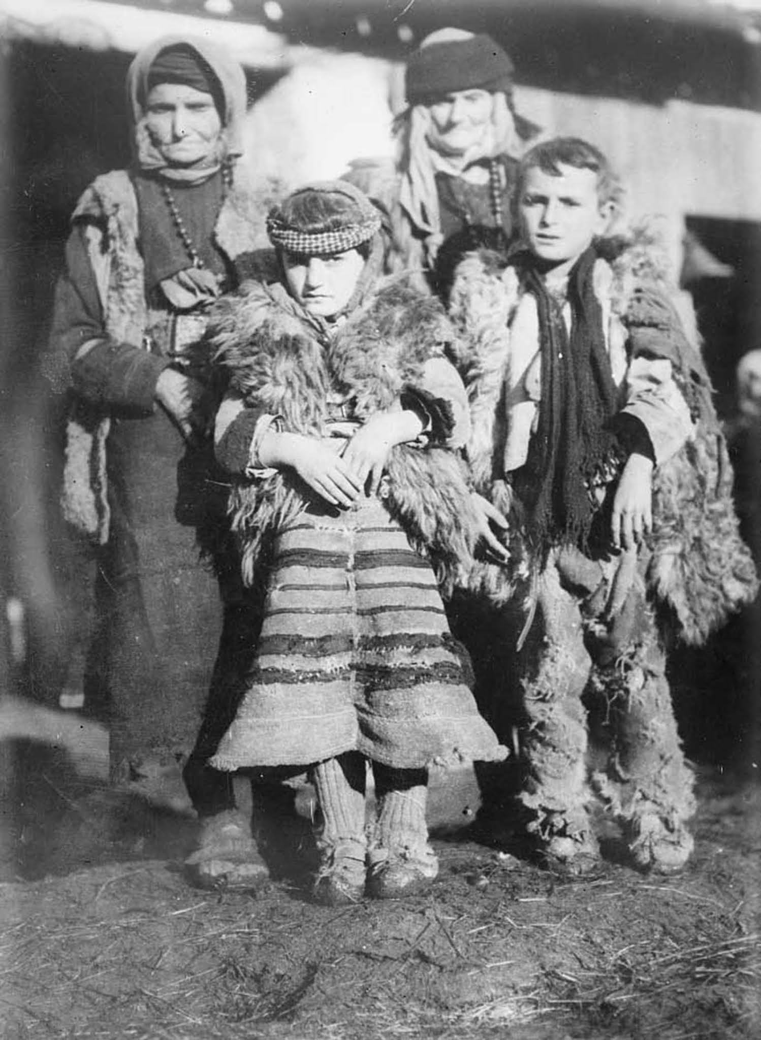 People of Balkans 100 years ago