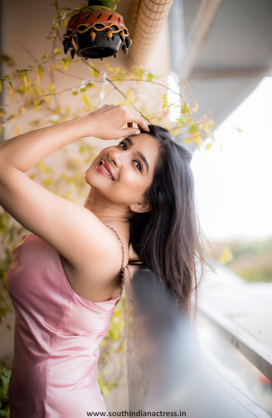 Sakshi Agarwal in pink satin night wear photos Sakshi-Agarwal-40-1