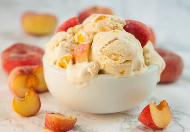 Instant Peach Ice Cream (Dairy-free) #vegan #glutenfree