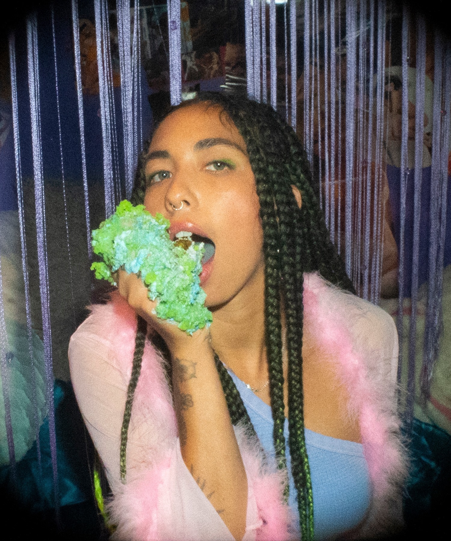 INDIGO DE SOUZA SINGLE REVIEW