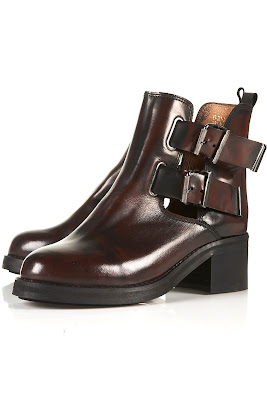 balenciaga cut out boots cena