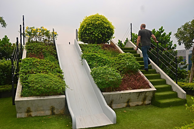 Google Singapore garden at L9 80