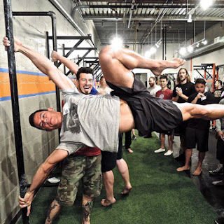 Bent knee flag human flag progression