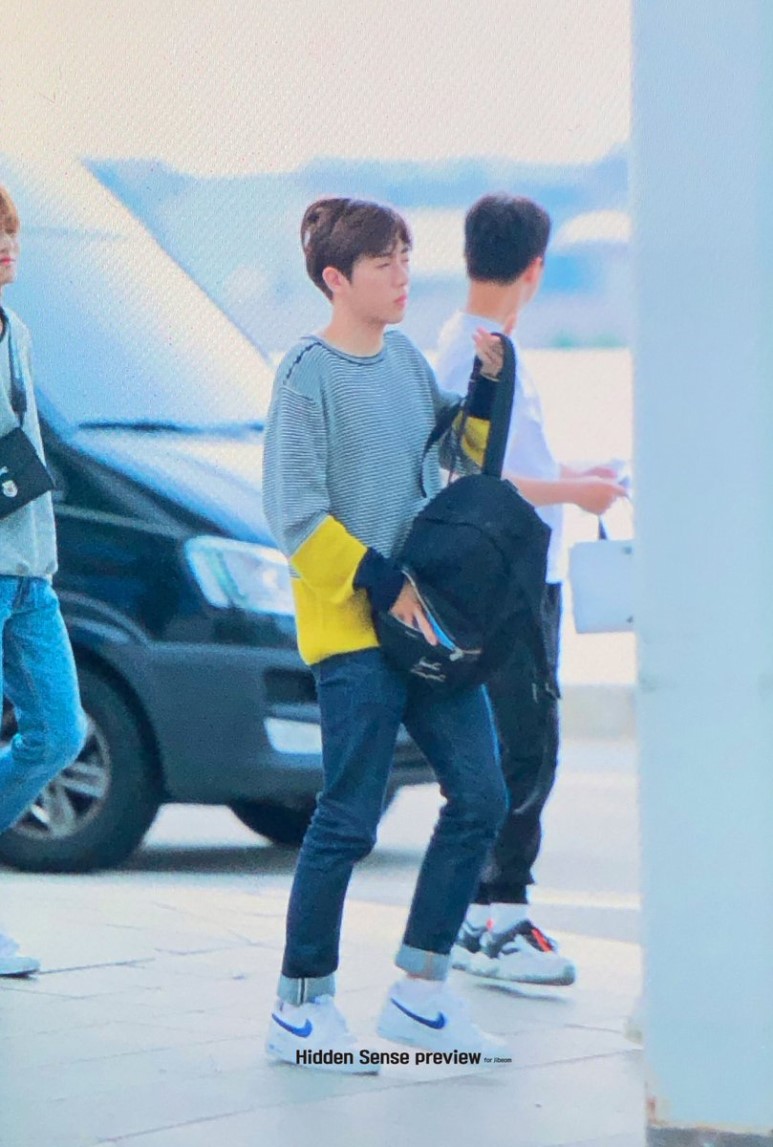 오늘자 남돌 케이콘 출국이미지.jpg | 인스티즈