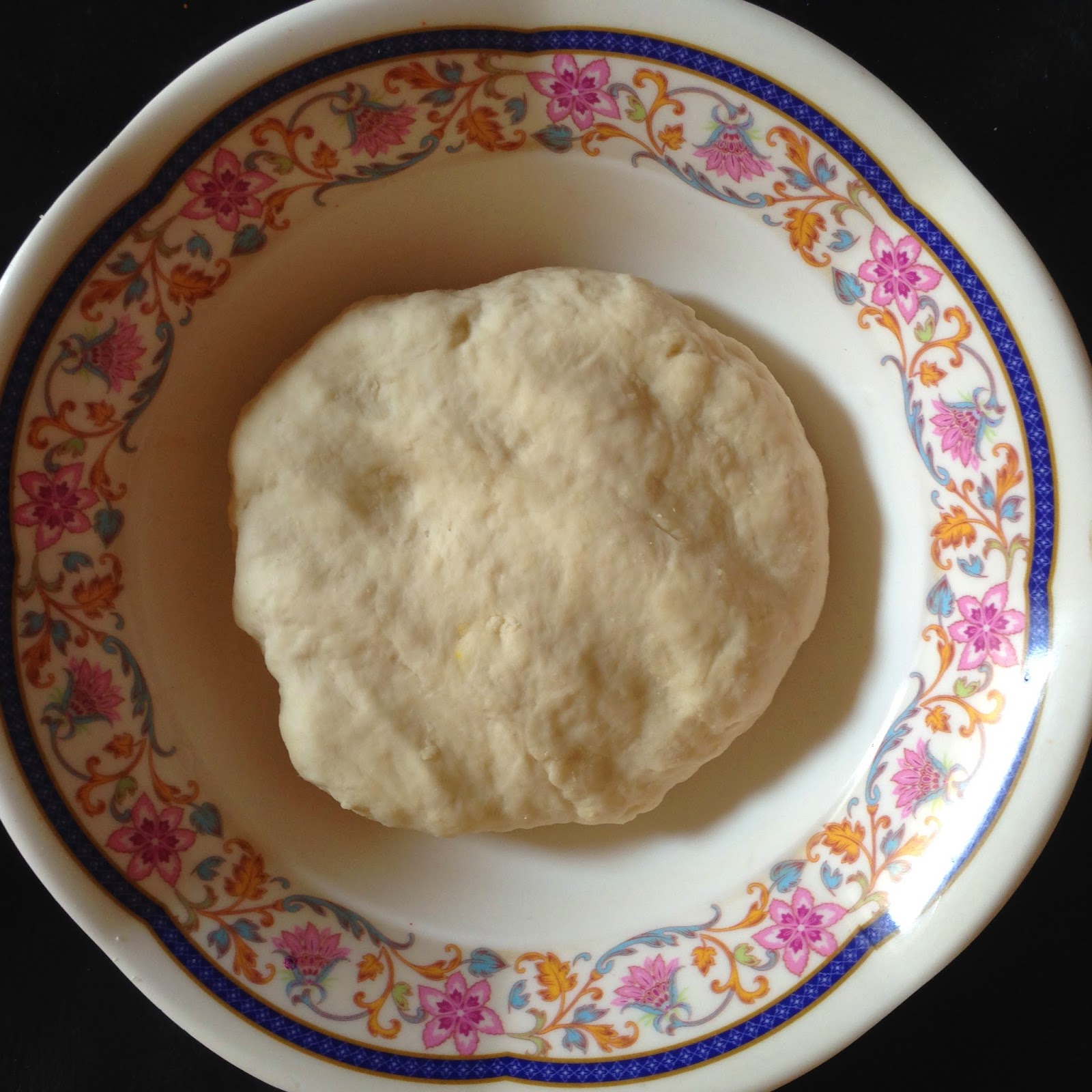 Nila's Cuisine: Irachi Pathiri / Chicken Pathiri