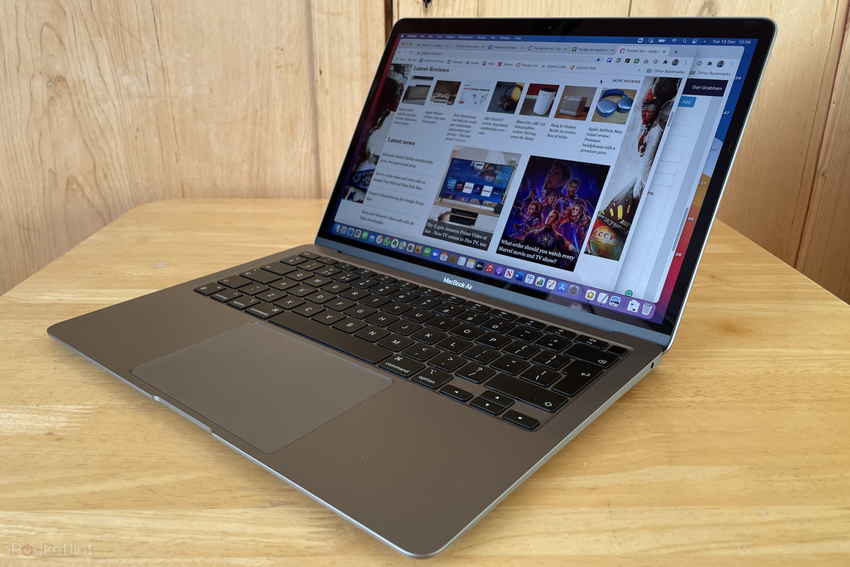 best mac laptop for students 2018 best mac laptop for students 2018