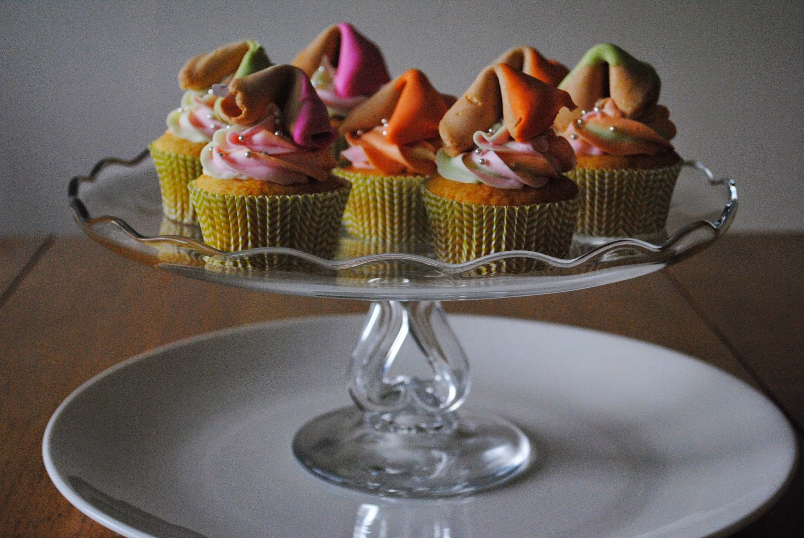 Juli Jacklin's Cupcakes Fortune Cookie Cupcakes