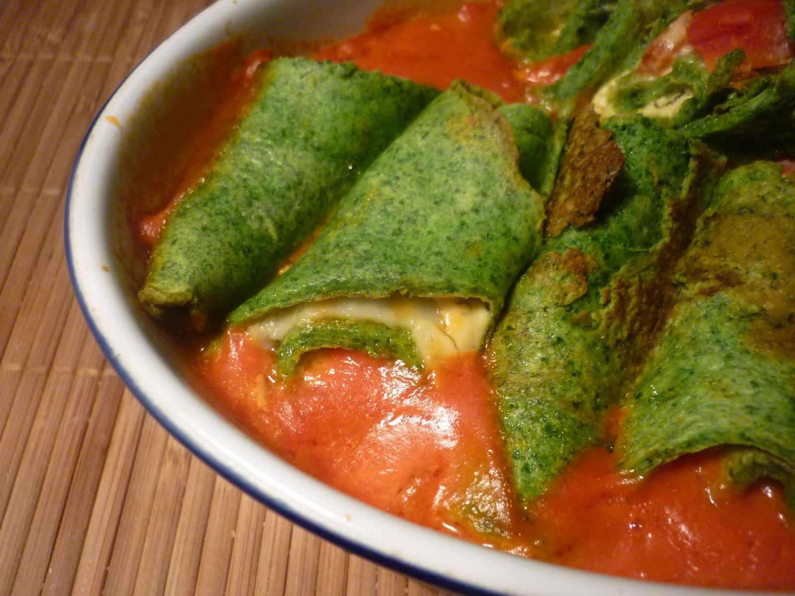 estrellacanela: Crepes mit Spinat im Teig